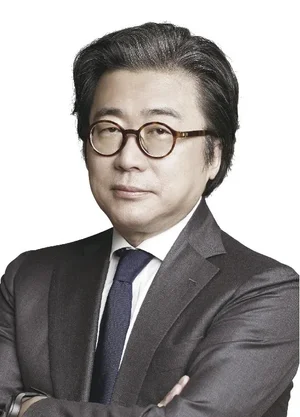 조정호 메리츠지주 회장, 작년 연봉 34.5억원..10억원 늘어