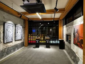 닥터마틴, ‘닥터마틴 삼청점’에서 아티스트 갤러리 5월까지 운영