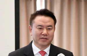 브라질 국채·파리 아파트 투자..금융공직자 재산 들춰보니