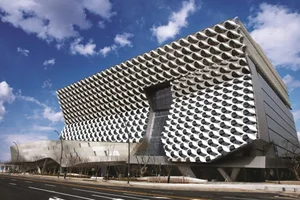 코오롱인더스트리, 1분기 영업이익 306억원...전년비 17.7% ↓