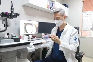 백내장, 노안과 확실한 구분이 필요하다