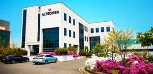 알테오젠, 바이오 대장주 등극..HLB 간암신약 FDA 승인 불발에 하한가 여파