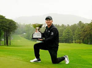 GS칼텍스 매경오픈 챔피언 김홍택이 신은 스케쳐스 골프화 ‘고 골프 맥스 3’ 주목