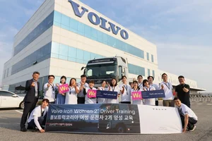 볼보트럭코리아, 2기여성운전사 교육 성료