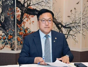 비트코인 등 가상자산에 신중론 편 김병환 금융위원장 후보자  