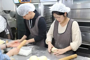 DL이앤씨, 10년째 ‘사랑의 빵 만들기’ 봉사활동 참여