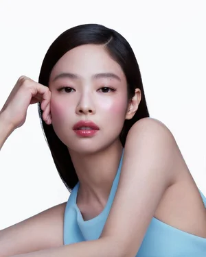 아모레퍼시픽 헤라, 블랙핑크 제니와 함께 글로벌 캠페인 전개