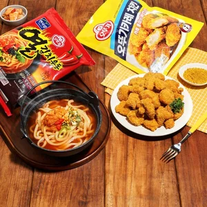 오뚜기, 롯데마트·롯데슈퍼 전용 '카레치킨·열김치우동' 출시