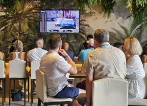 삼성전자, 'F1 싱가포르 그랑프리'에 TV 공급