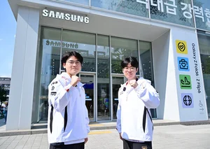 삼성전자, T1선수단과 '오디세이' 체험 행사