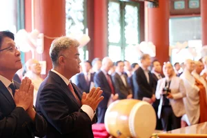 정원주 대우건설 회장, 조계종 중앙신도회장 취임