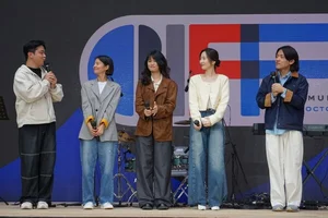 부산국제영화제 관객 만난 KB-김남길 제작 단편영화