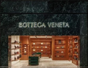 신세계면세점 인천공항점 '보테가 베네타' 리뉴얼 오픈