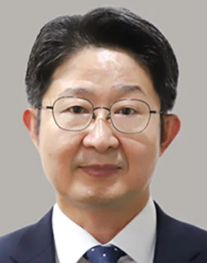 우리금융, 윤리경영실장에 검사 출신 이동수 변호사..`외부인사 영입`