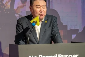 이마트, 신세계푸드 공개매수..상장폐지 추진(상보)