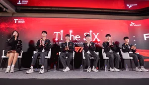 SKT, T팩토리서 T1 우승기념 팬미팅 성료