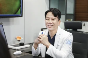 낮은 에너지와 섬세한 레이저 조사로 빠른 회복… ’엘리타 실크라식’ 관심