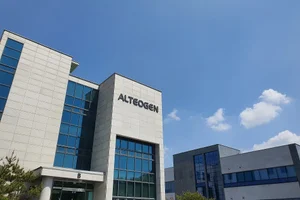  알테오젠, 71세 창업자 박순재 2선으로..전문경영인 전면에