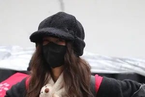 뉴진스서 쫓겨난 다니엘, 어도어에 1000억원 물어줘야 할 수도