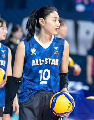 김연경, 디시트렌드 女배구계의 전설 1위 등극…정호영 뒤이어