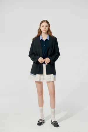 메르시앤에스, 프렌치 감성 2025 S/S 컬렉션 공개