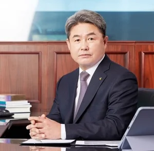 정종표 DB손보 사장, 작년 보수 7억원..`사내 2위`