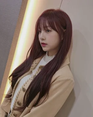 하나, 해냈다…인기투표 1위로 컴백 신호탄, 보아·옐 추격