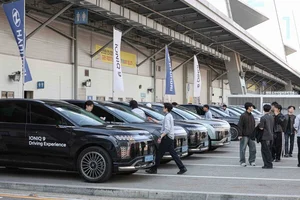 2025서울모빌리티쇼 시승 행사에 관람객 몰려