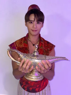 김준수, 뮤지컬 인기투표 정상…박강현·신성록 TOP5 진입