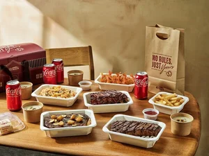 아웃백, 딜리버리 세트 개편...한정판 친환경 런치백 증정