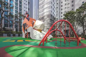 현대건설, 신소재 기술로 안전·친환경 놀이터 만든다