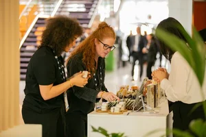 롯데, 2025 CGF 글로벌 서밋 참가..한일 롯데그룹사 CEO 집결