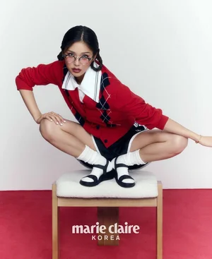 에코, 오마이걸 미미와 여름 감성 가득 ‘25SS 서머 샌들’ 캠페인 공개