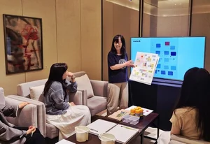 신세계면세점, VIP 고객 대상 '이경 작가 원데이 아트 클래스'