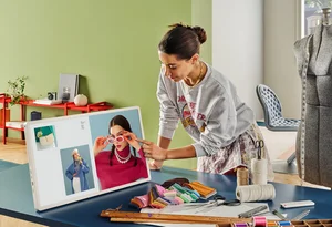 LG스탠바이미2, 이동식 스크린시장 확장