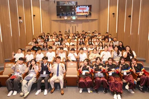 롯데장학재단, 청소년 멘토 100명에 장학금 전달