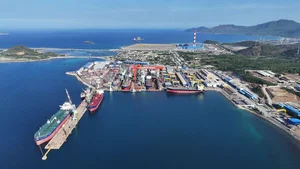 HD현대, 베트남 당서기장 만나 ‘상호 협력 방안’ 논의