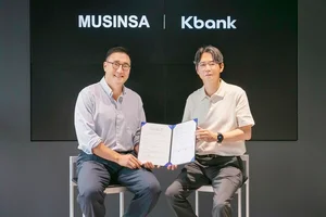 케이뱅크, 무신사와 라이프스타일 커머스 기반 금융 혁신