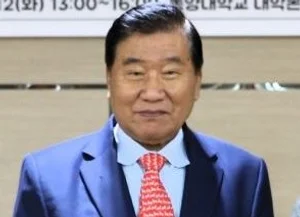 '기업인 복귀' 최태원 회장 등 SK家 가정교사..누구?