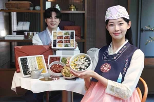 [포토] 신세계百, 한국의 맛·멋 담은 추석 선물세트 첫 선