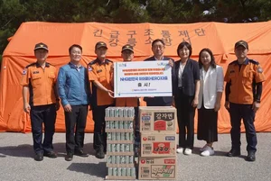 NH농협은행, 강릉 가뭄 피해 현장 소방관에 간식차 운영