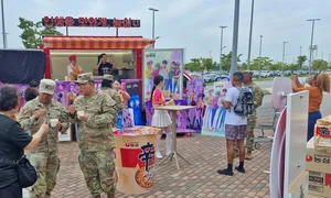 농심, 평택 미군기지에서 신라면 푸드트럭 행사