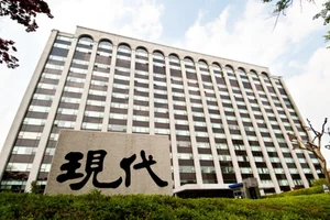 “GS건설 불법” 외치는 현대건설, 반포주공 금품수수는 ‘쉬쉬' [정비사업 디코드] 