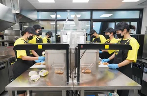 노브랜드 버거 콤팩트 매장, 한달 10개 이상 문연다