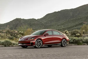 현대차, 美 '카즈닷컴 2026 전기차' 최다 선정