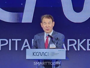 정은보 이사장 “가상자산·ETF 등을 위한 플랫폼 조속히 구축” [KCMC 2025]