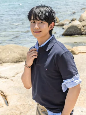 정해인, 남자배우 투표 1위…연기력·팬심 모두 사로잡다