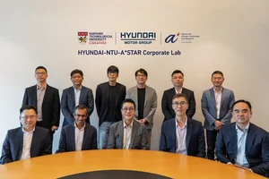 [AD]현대차그룹 싱가폴 혁신센터, 난양공대-싱가포르 과기청과 기업연구소 개소