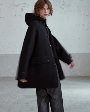 캠브리지, 프리미엄 캐주얼 라인 '무브레' 론칭