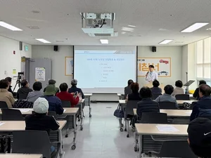 천안나안과 박홍현 원장, 천안종합사회복지관서 ‘노인성 안질환과 눈 건강관리’ 강좌 진행